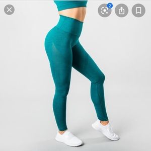 ✨🖤ALPHALETE AERO LEGGINGS🖤✨